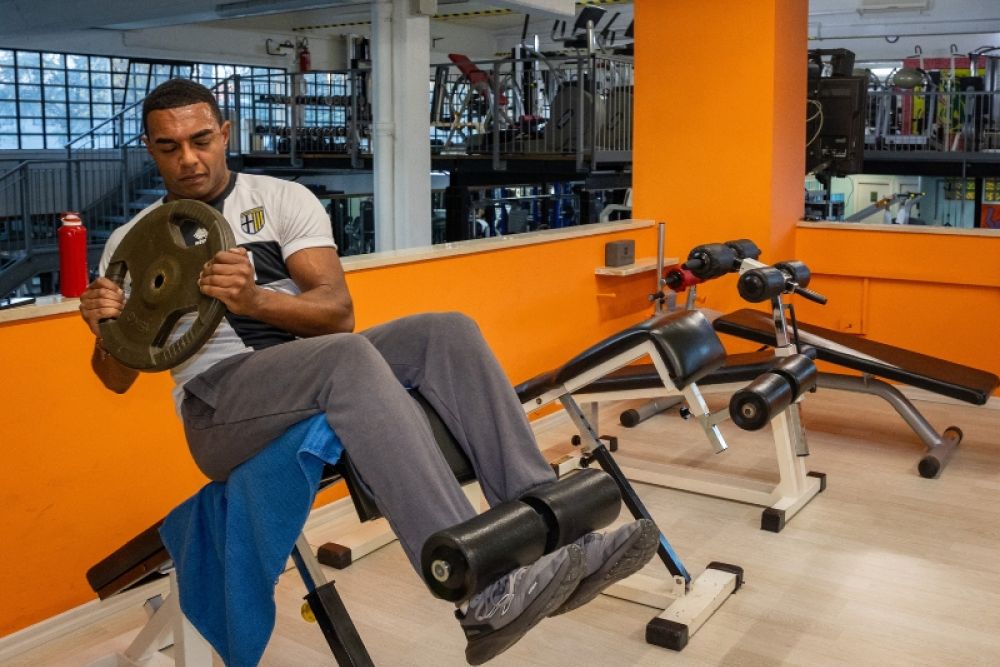 Perché allenarsi con i pesi fa bene a tutti