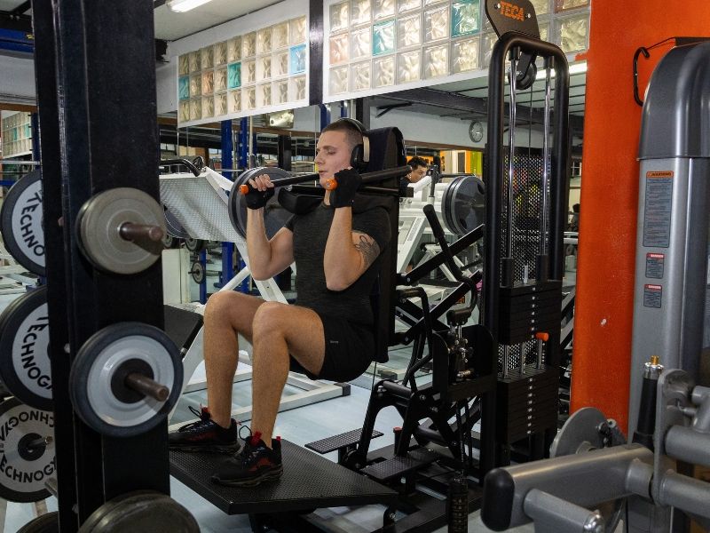 Palestra Atletic Club Parma Sala pesi 03